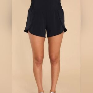 Red Dress "Pep Up Black Shorts", size L